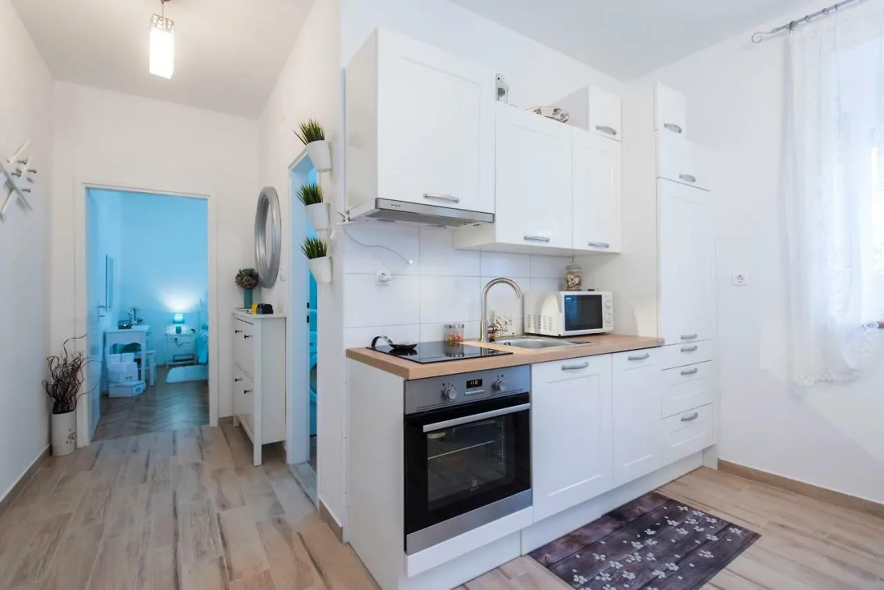 Kaleta Apartman Kali 0*,  Horvátország